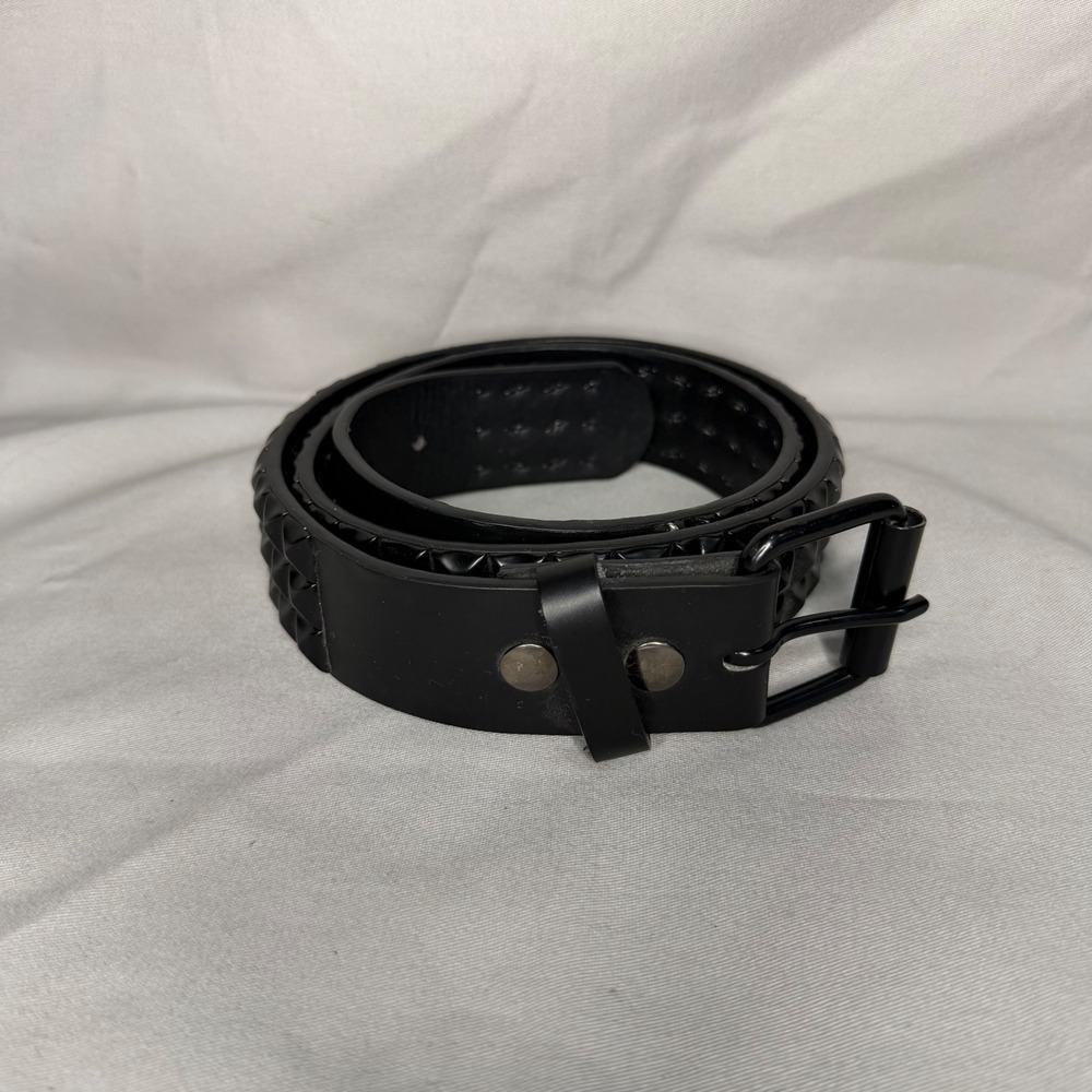Vintage Hot Topic Mens Black Triple Row Pyramid Stud Belt Punk Emo Goth L 36-38
